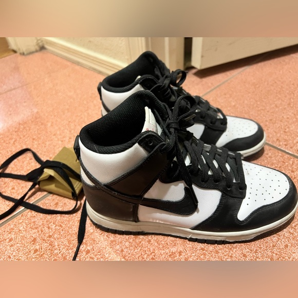 Nike Dunk High - Picture 8 of 9